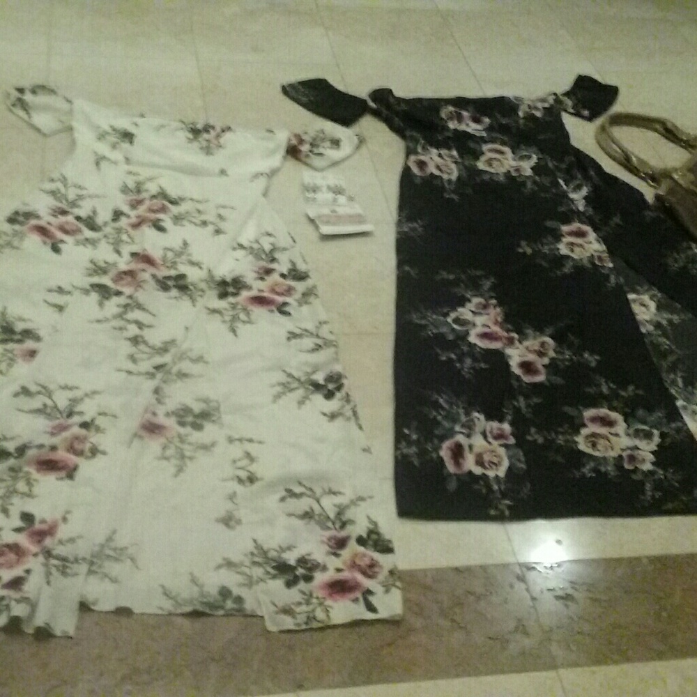2 Flower Print Romantic Dresses Size L